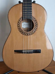 Guitare classique 47 : merisier et cèdre - Preview