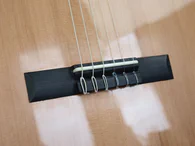 Guitare classique 57 : noyer et cèdre - Photo #3